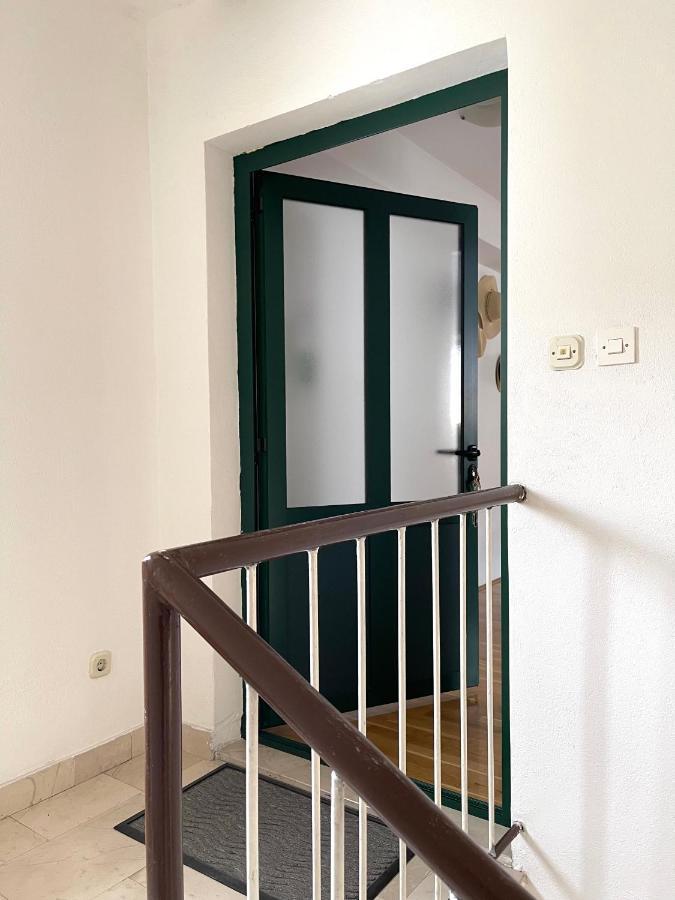 The Back Flat Split Exterior foto